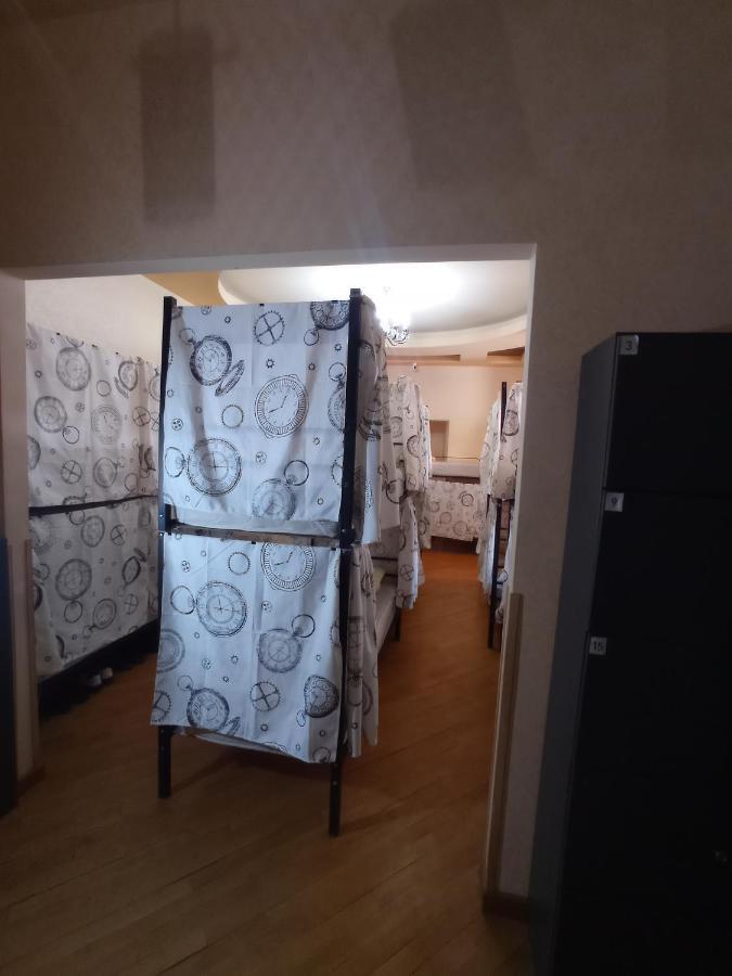 Sun City Hostel Єреван Екстер'єр фото